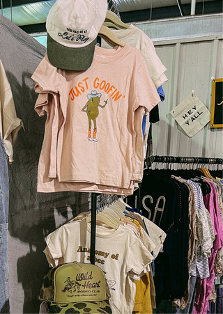 just goofin’ kiddo tee