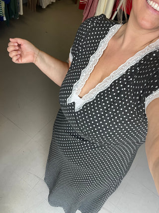 pretty girl polka dot dress extended