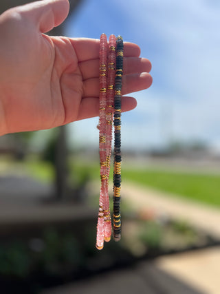 feel the vibe pink necklace