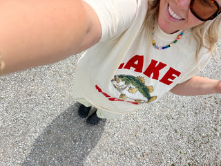lake mode bold graphic tee