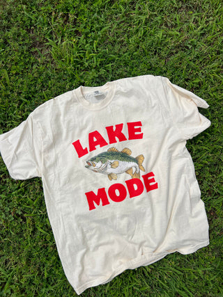 lake mode bold graphic tee