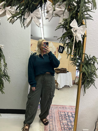 I’m simple collared green top