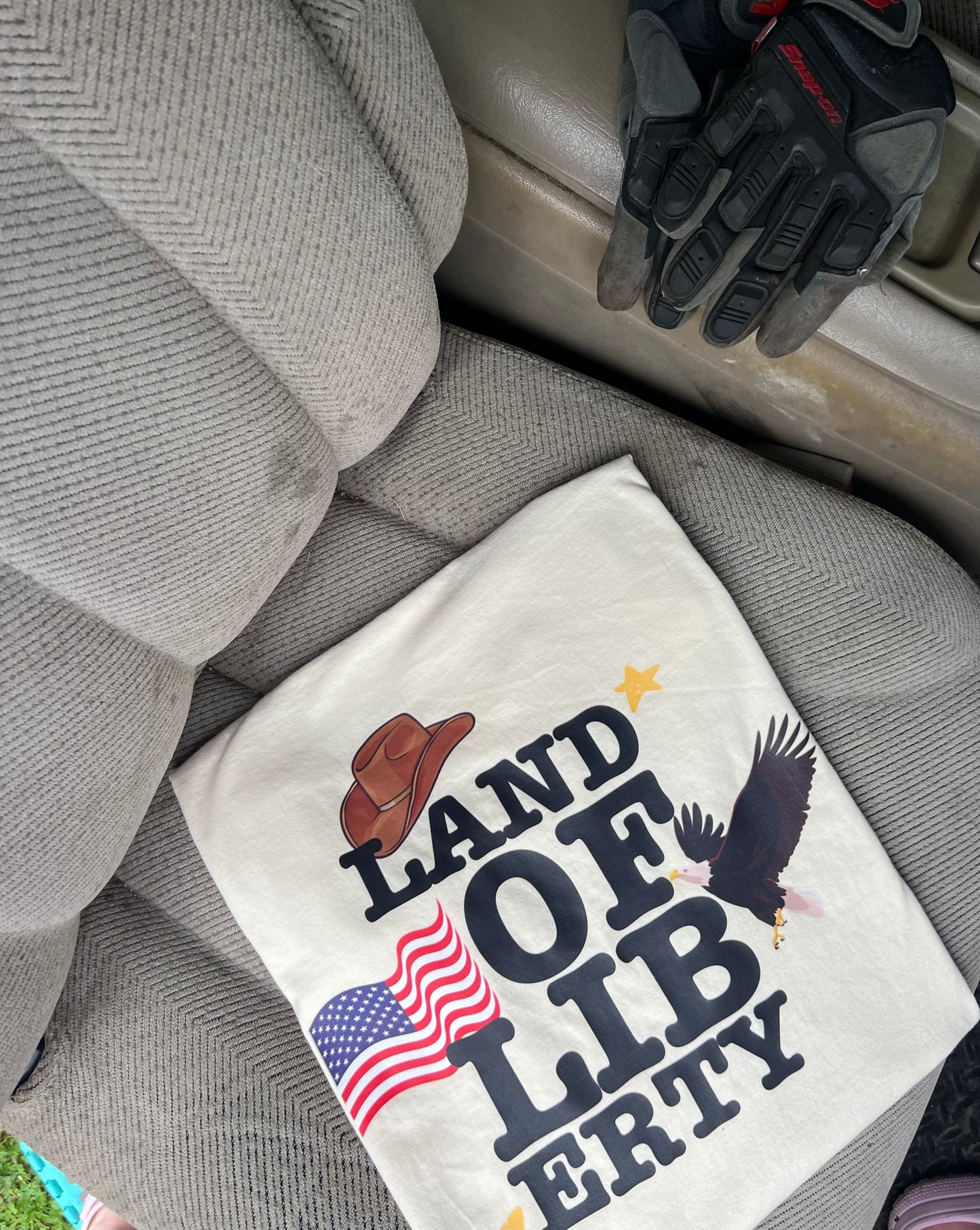 land of liberity tee