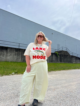 lake mode bold graphic tee