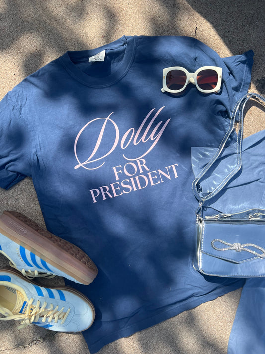 dolly for president graphic tee