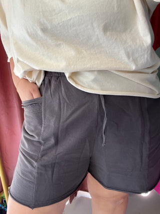 classic staple comfort shorts magenta