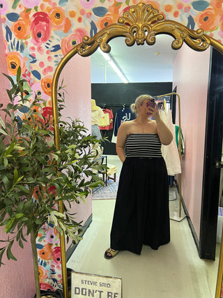 keep it simple and classy maxi dress