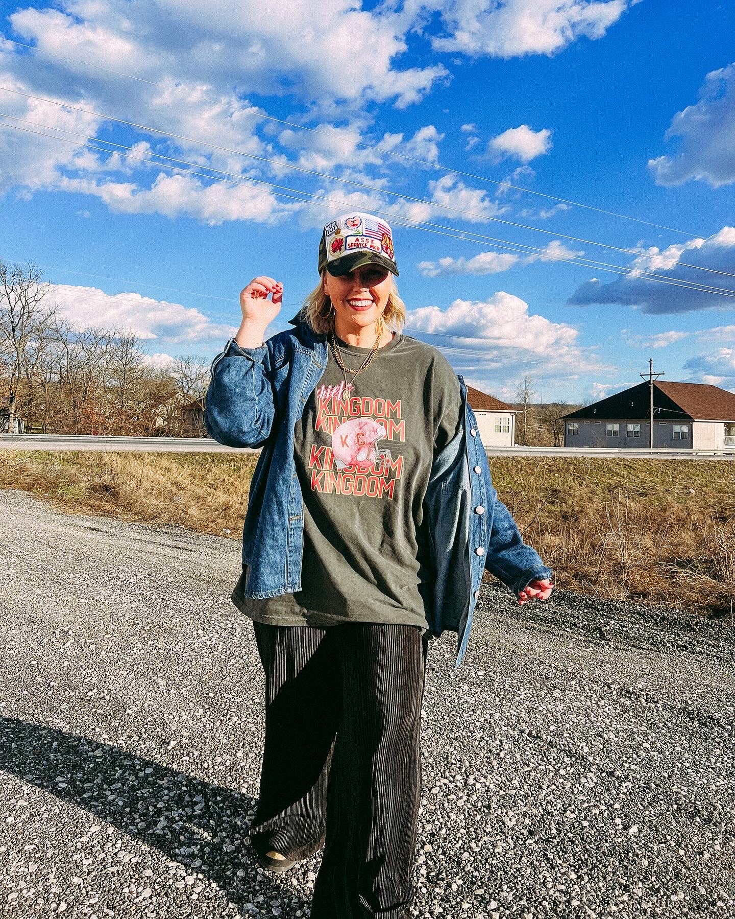 chiefs kingdom on repeat graphic tee