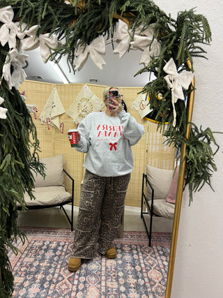 merry mama w the magic sweatshirt