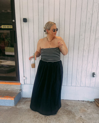 keep it simple and classy maxi dress