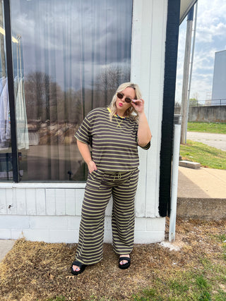 seeing stripes for brown day set