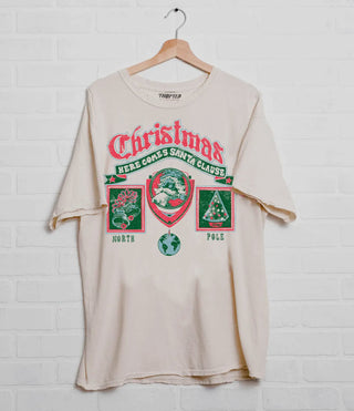 here comes santa graphic tee