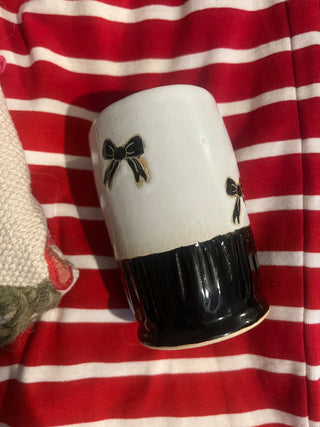 bow girlie ceramic mug