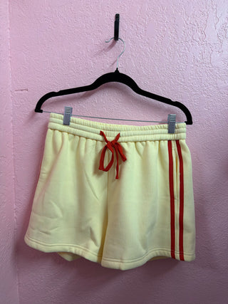 shes a star contrast shorts