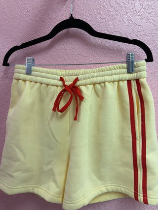 shes a star contrast shorts