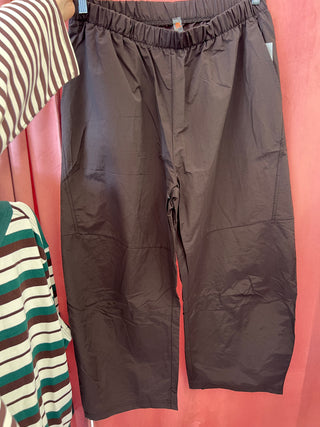 so chic put together chocolate pants