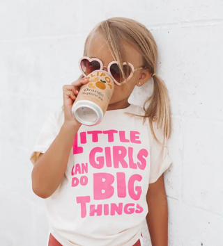 little girls can do big things graphic tee