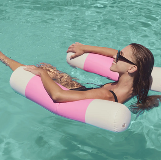 floating hammock pool party